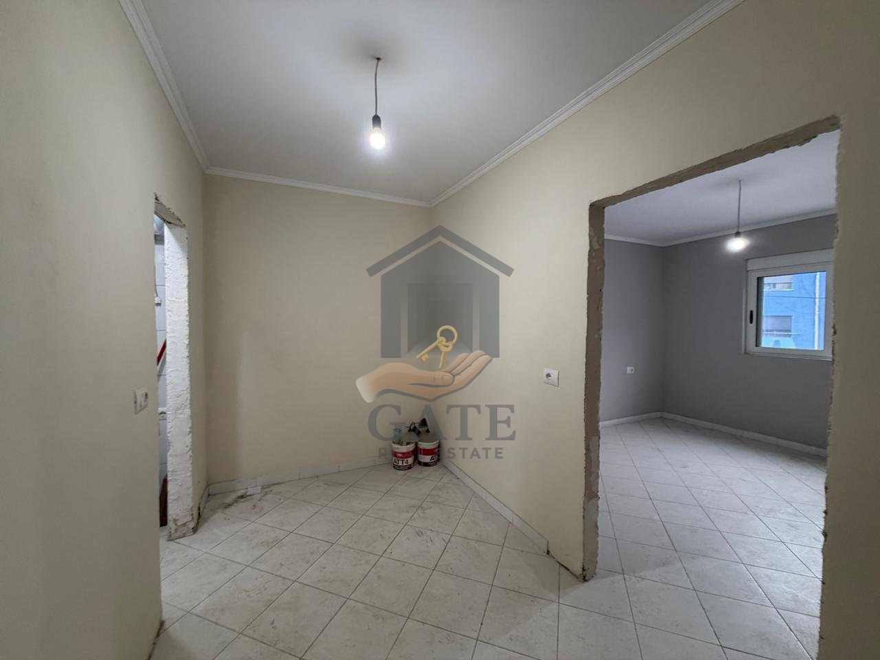 Shitet, Apartament 1+1, pranë Vala Park,Durrës.