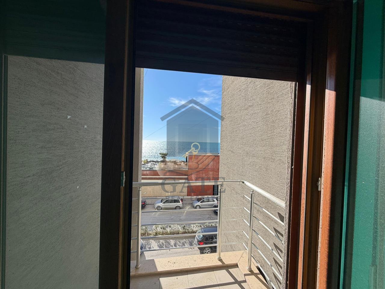 Jepet me qira apartament 2+1+depo+ garazh  në zonën e Arrogostës, Currila.