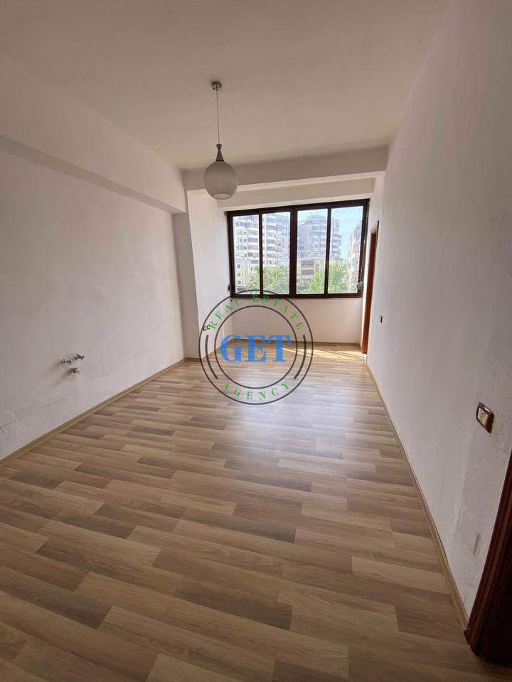 2+1 Apartment for Sale, Train Station, Durres!!!