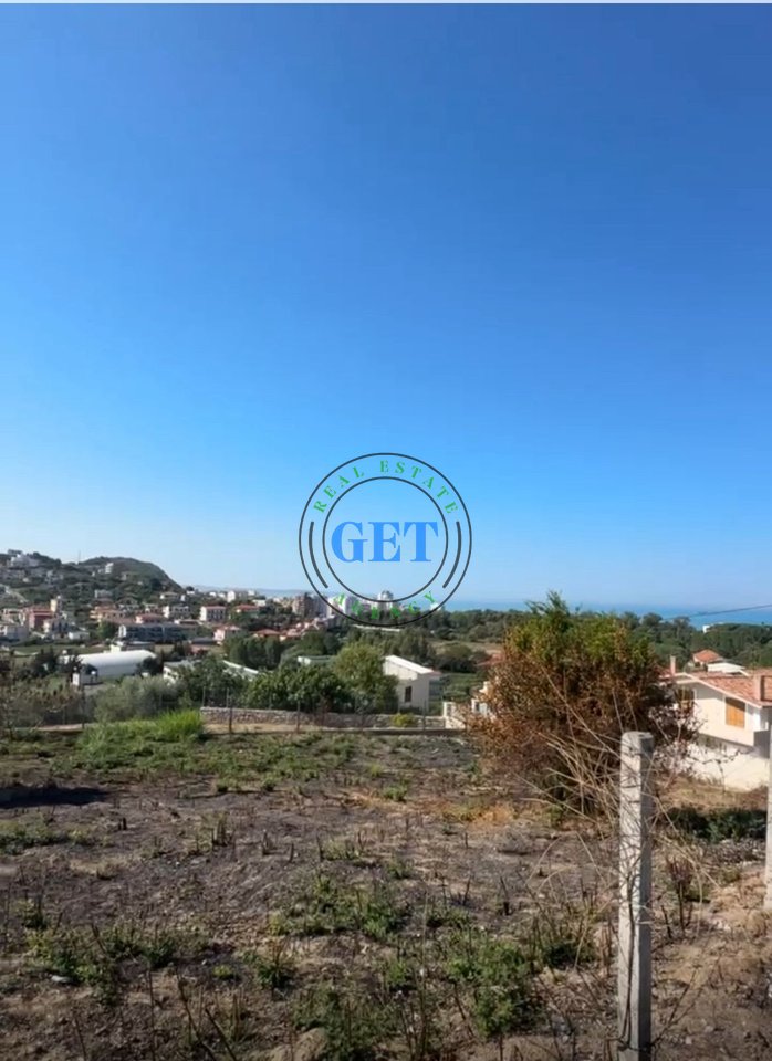 Shitet Tokë në Shkallnur – Afër Plepave, pranë Shkollës "Talenti", Durrës