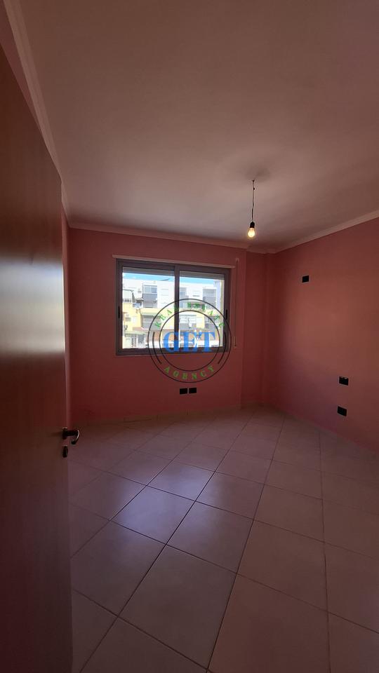 In Vendita, Appartamento 2+1+2 Bagni, Spiaggia Red Wheel!