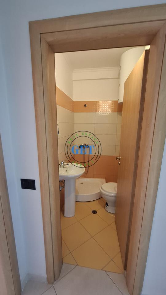 In Vendita, Appartamento 2+1+2 Bagni, Spiaggia Red Wheel!
