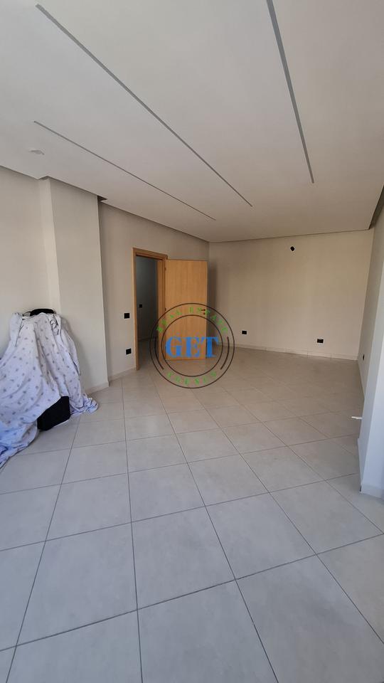 In Vendita, Appartamento 2+1+2 Bagni, Spiaggia Red Wheel!