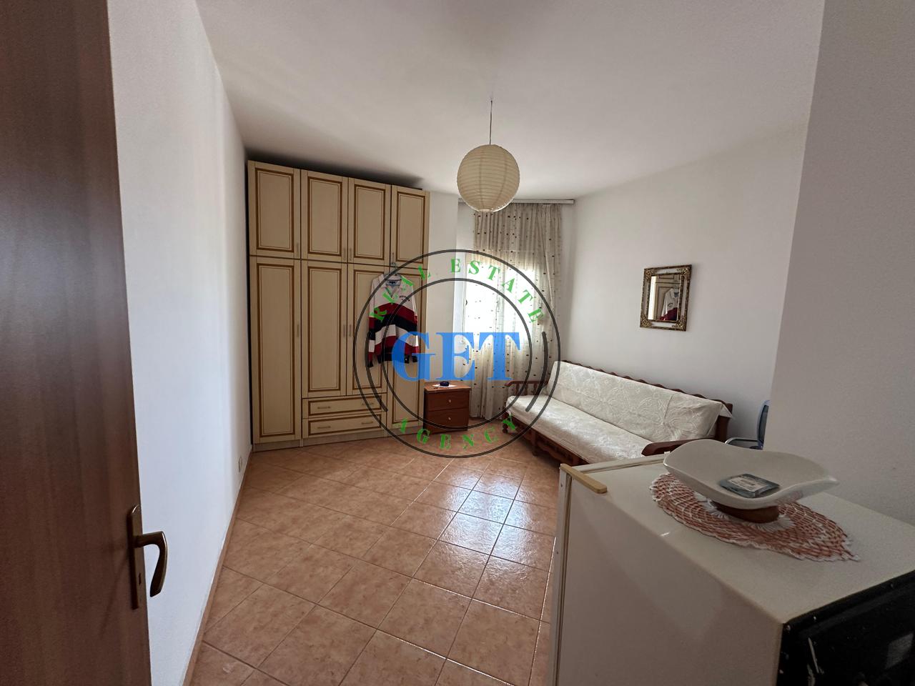 Shitet, Apartament 2+1+2, Ish Rajoni i Policise, Durres