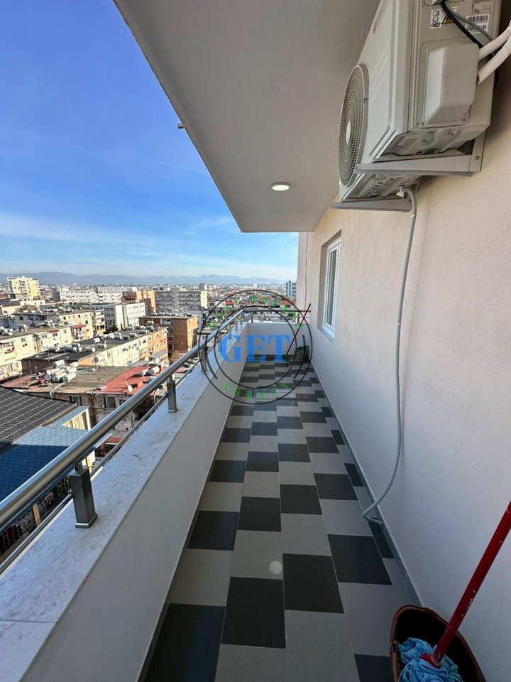 In vendita, Appartamento 3+1+2+2, Piccolo mercato industriale, Durazzo