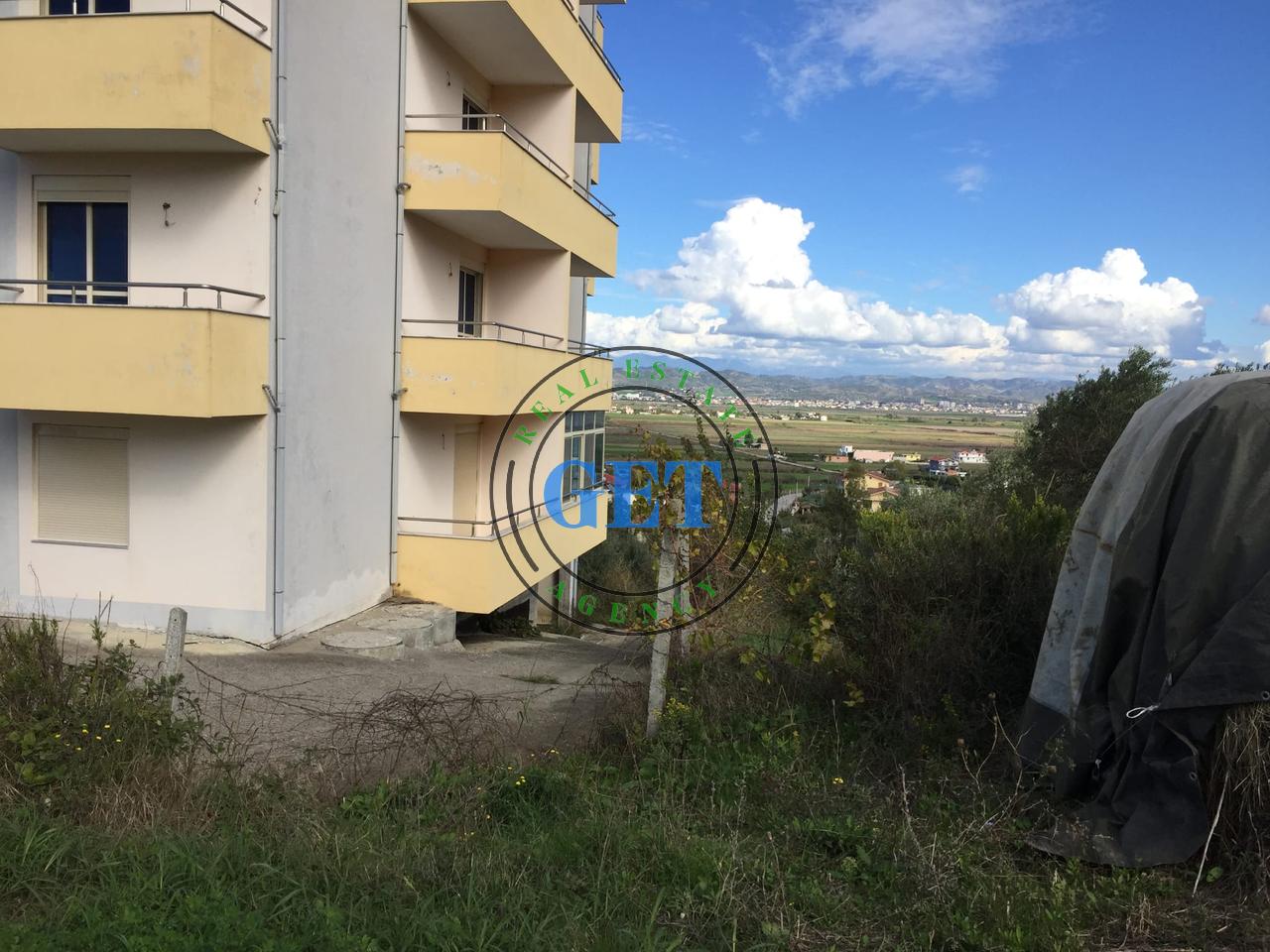 Shitet Tokë me Pamje Deti ne Karpen te Kavajës, Golem ,Durres