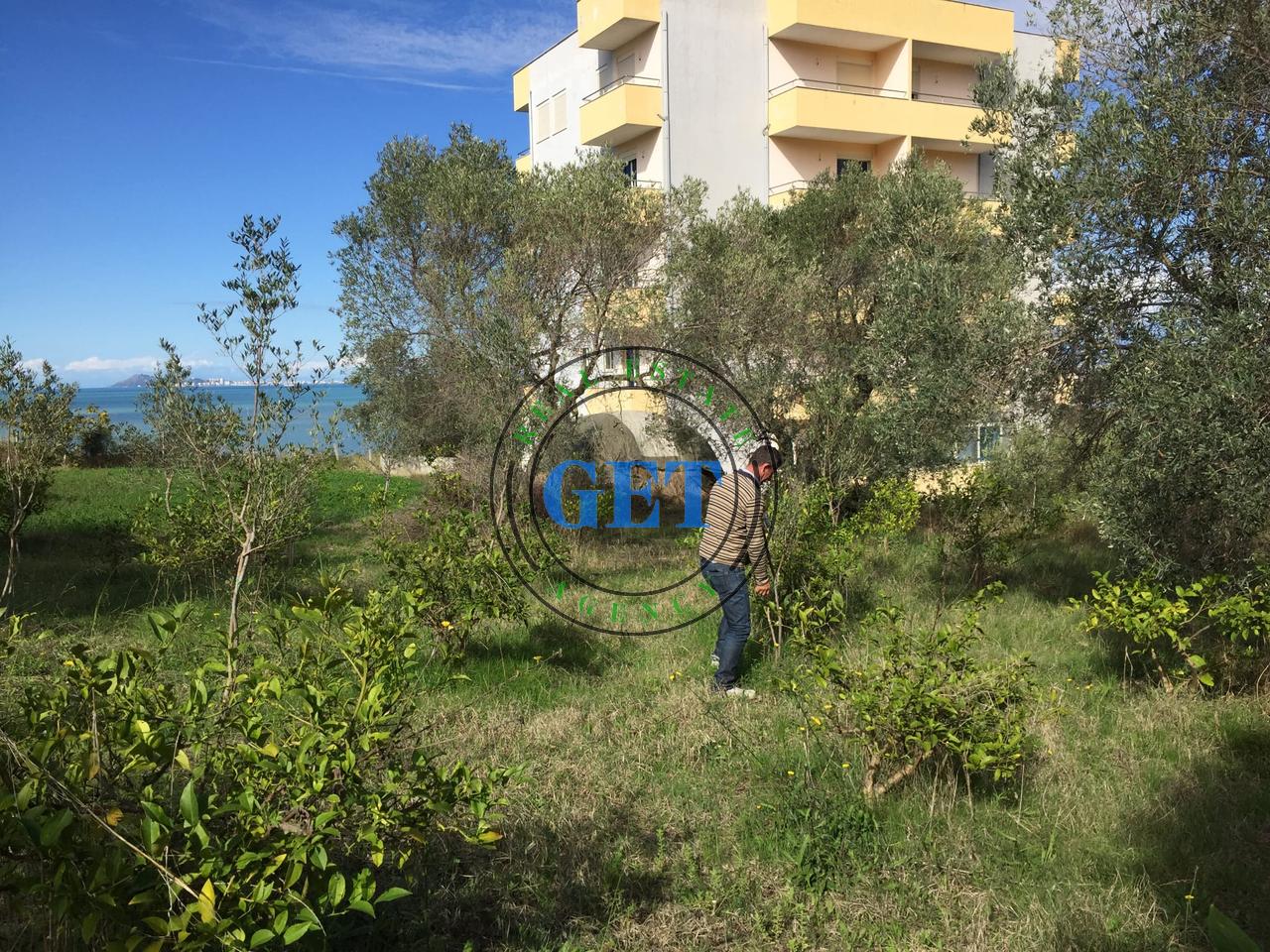 Shitet Tokë me Pamje Deti ne Karpen te Kavajës, Golem ,Durres