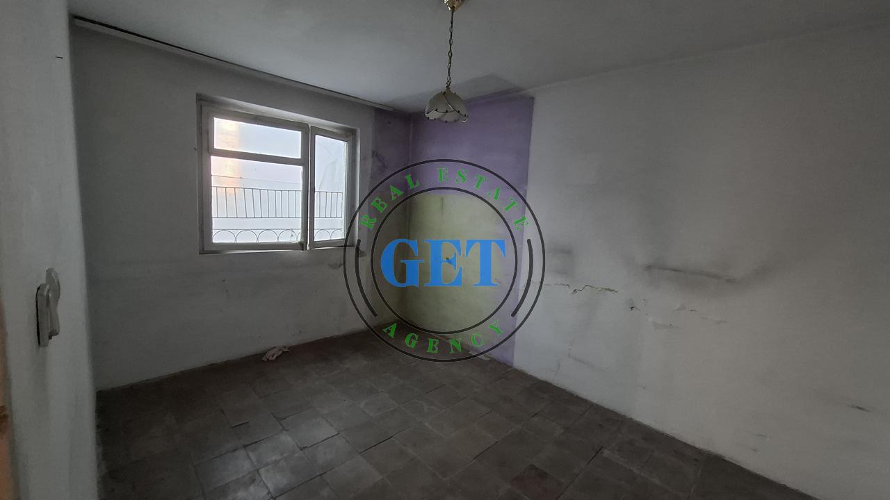 Shitet, Apartament 2+1, Tek Ish Rajoni, Durres!!!
