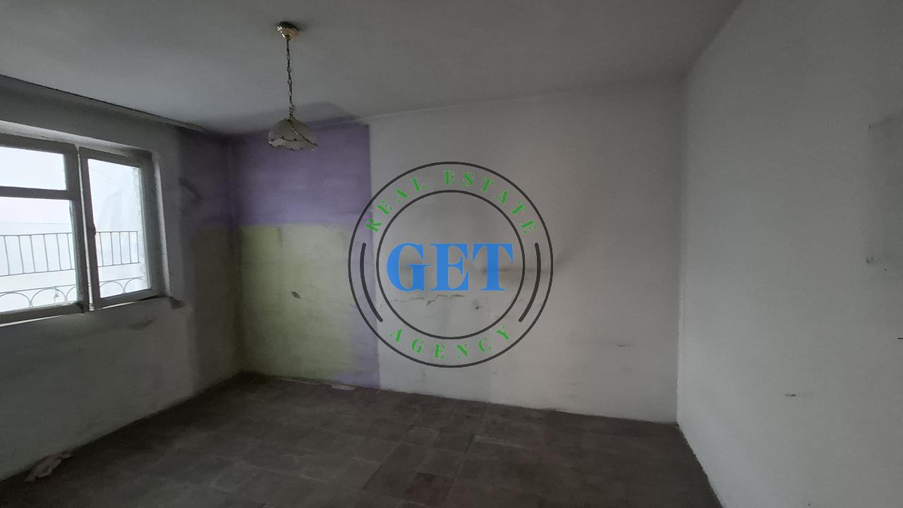 Shitet, Apartament 2+1, Tek Ish Rajoni, Durres!!!