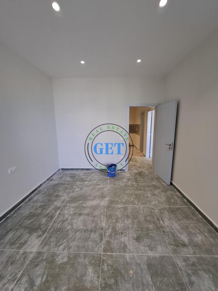 Shitet, Apartament 2+1+2, Plazh Hekurudha, Durres