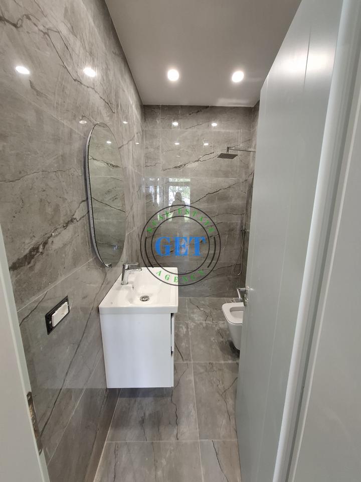Shitet, Apartament 2+1+2, Plazh Hekurudha, Durres