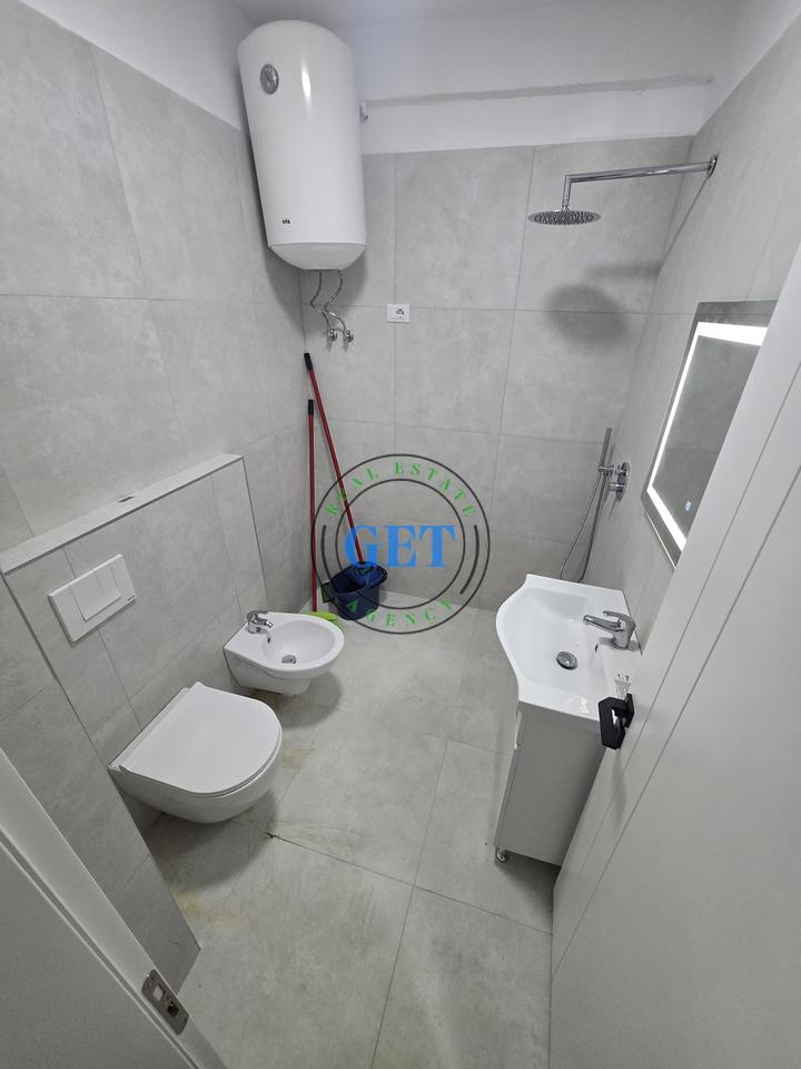 In vendita, Appartamento 1+1 Shkembi i Kavajes, Durazzo.