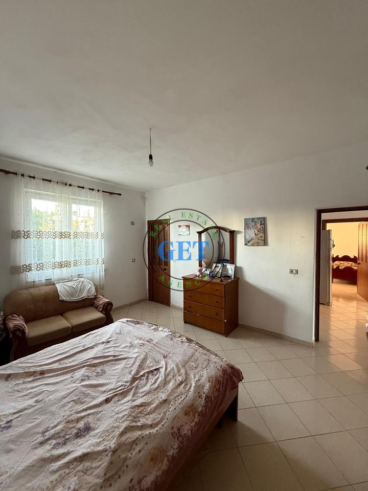 Affitto, Primo Piano di una Casa Privata, Scuola Nuova, Ex Canale, Durazzo.