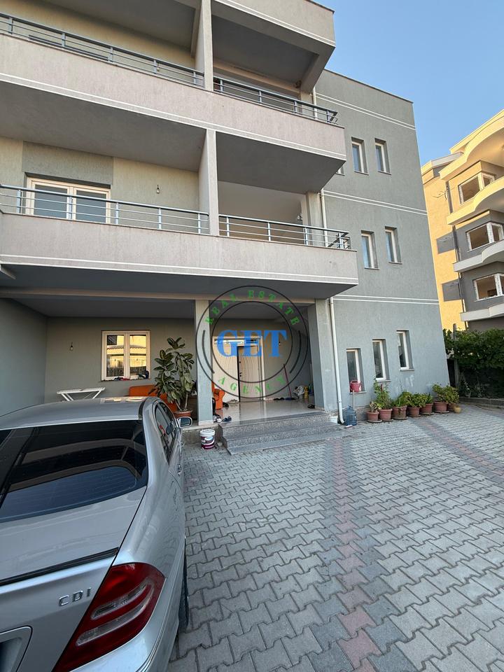 Affitto, Primo Piano di una Casa Privata, Scuola Nuova, Ex Canale, Durazzo.