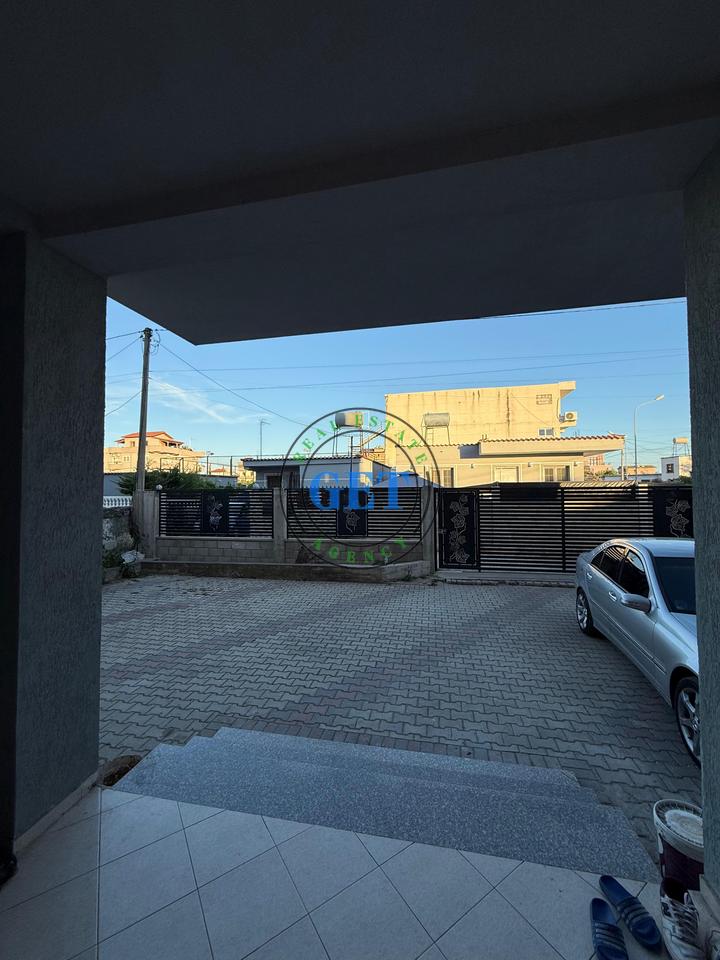 Affitto, Primo Piano di una Casa Privata, Scuola Nuova, Ex Canale, Durazzo.