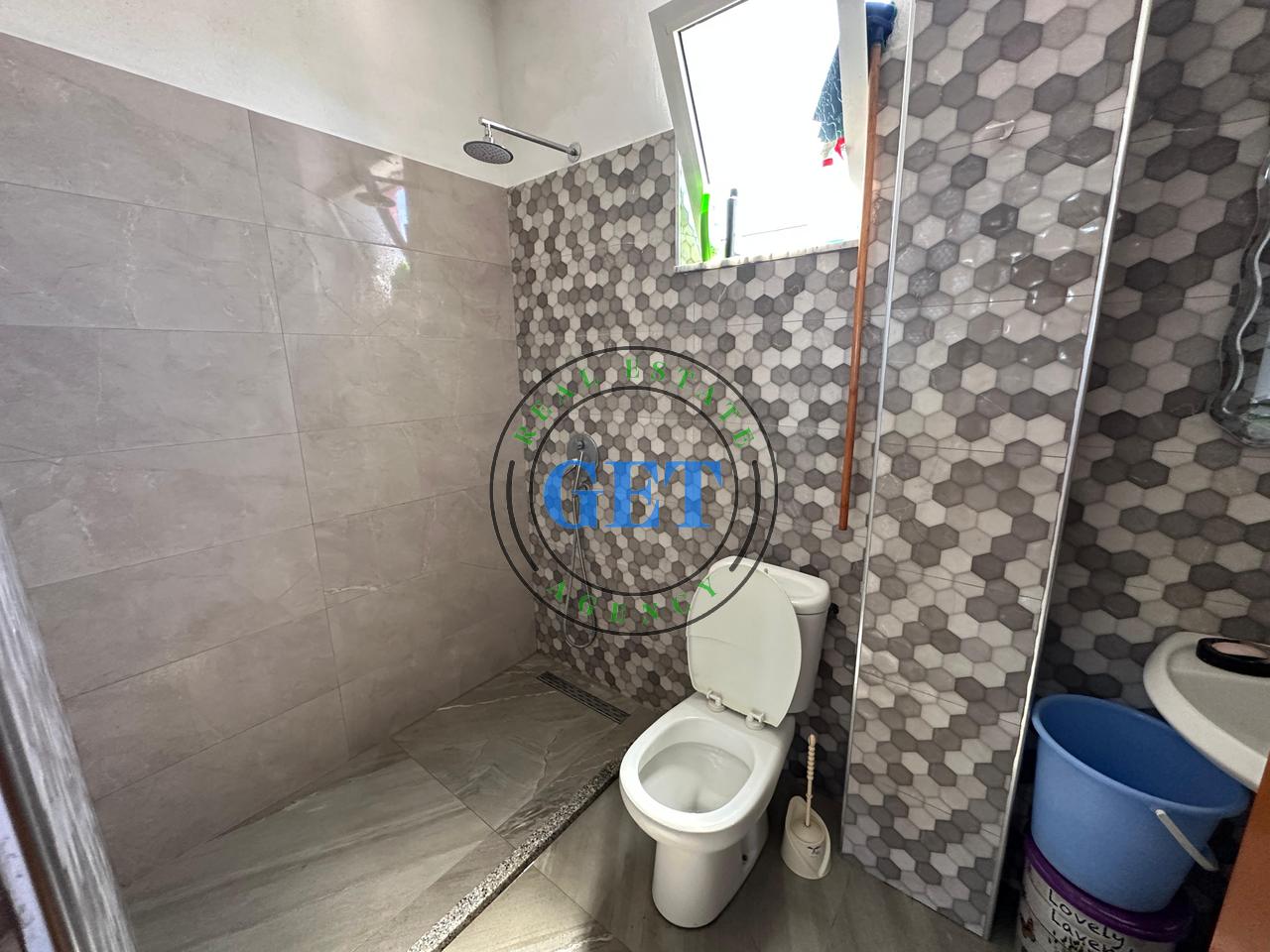 3-story villa for sale in the Ish-Këneta area, Durrës