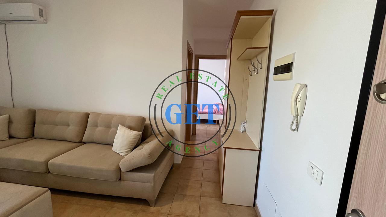Shitet, Apartament 1+1+Verande , Tek Rotondo, Plepa,Durres.