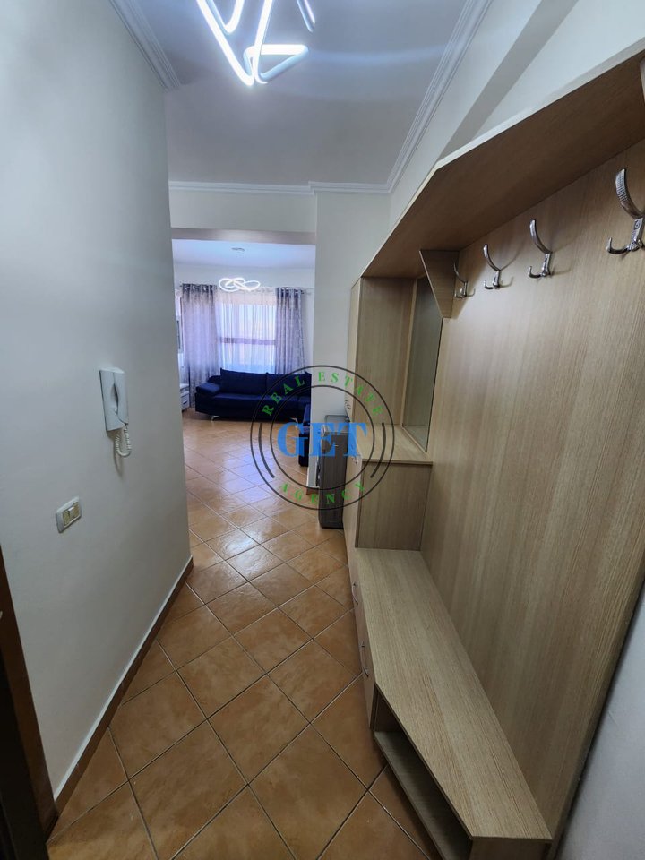 Shitet, Apartament 2+1, Plazh Hekurudha, Durres!
