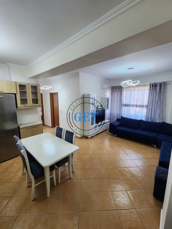 Shitet, Apartament 2+1, Plazh Hekurudha, Durres!