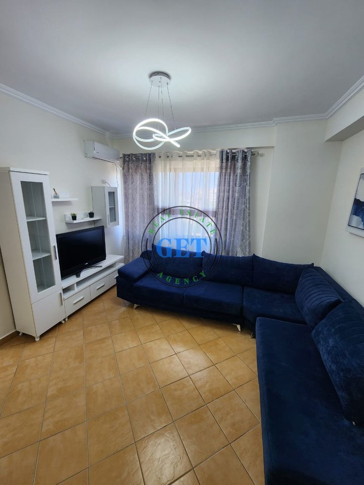 Shitet, Apartament 2+1, Plazh Hekurudha, Durres!