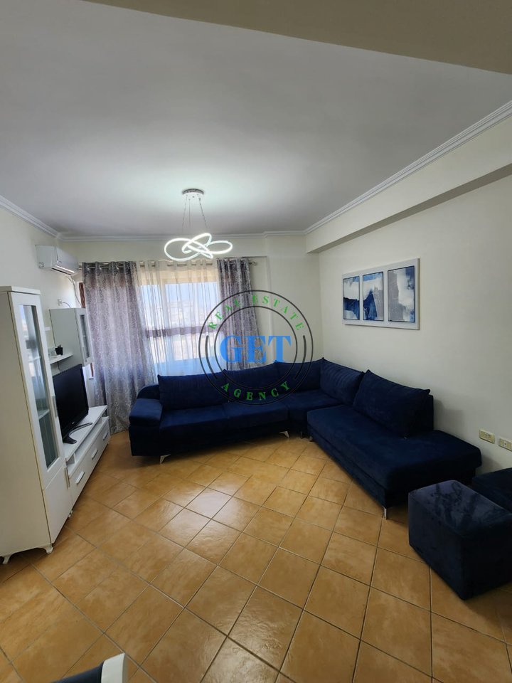 Shitet, Apartament 2+1, Plazh Hekurudha, Durres!