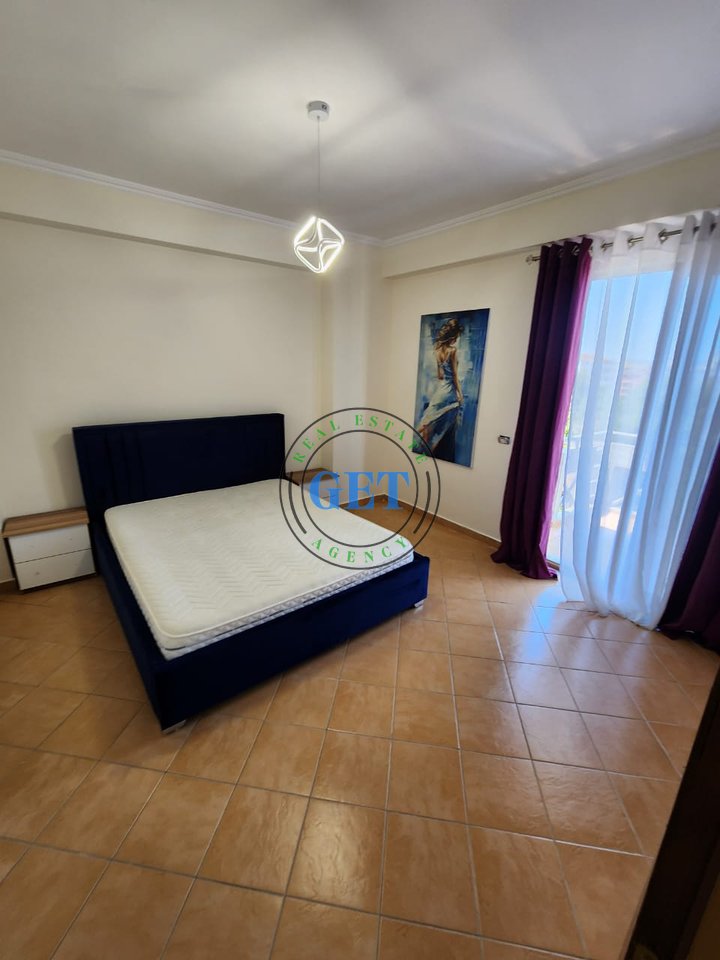 Shitet, Apartament 2+1, Plazh Hekurudha, Durres!