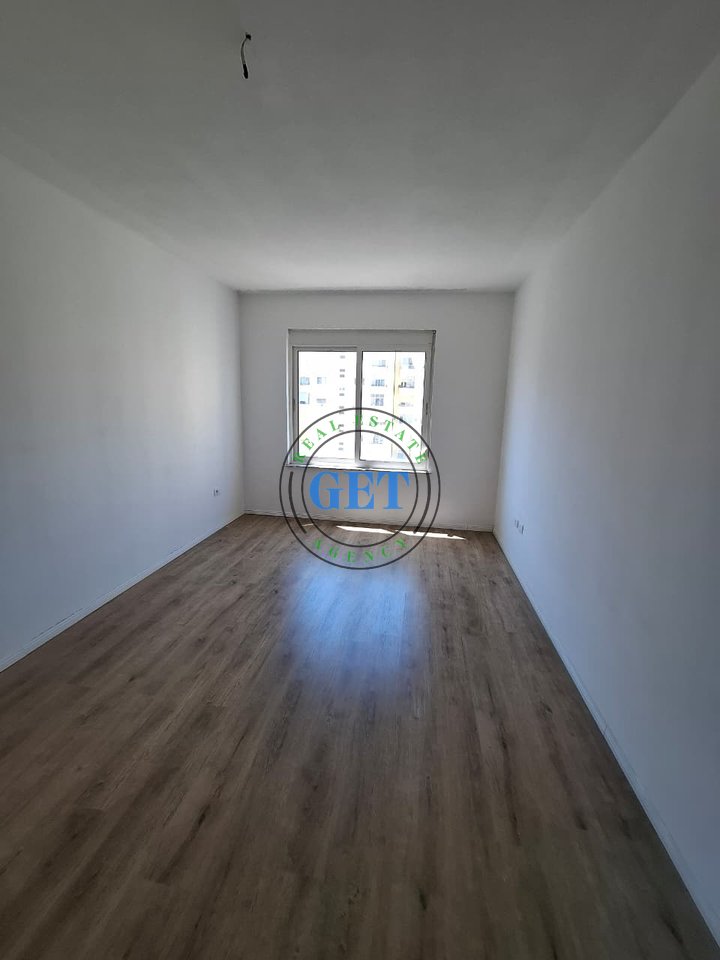 Shitet, Apartament 2+1+2 , PLAZH ILIRA Durres!!!