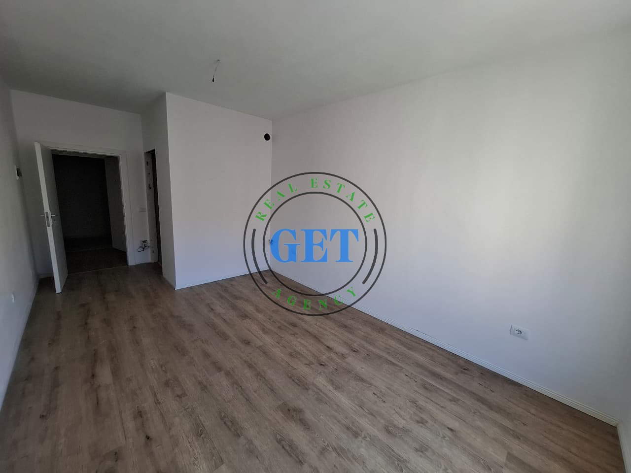 Shitet, Apartament 2+1+2 , PLAZH ILIRA Durres!!!
