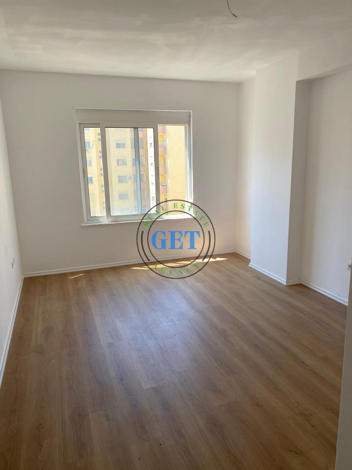 Shitet, Apartament 2+1+2 , PLAZH ILIRA, Durres!!!