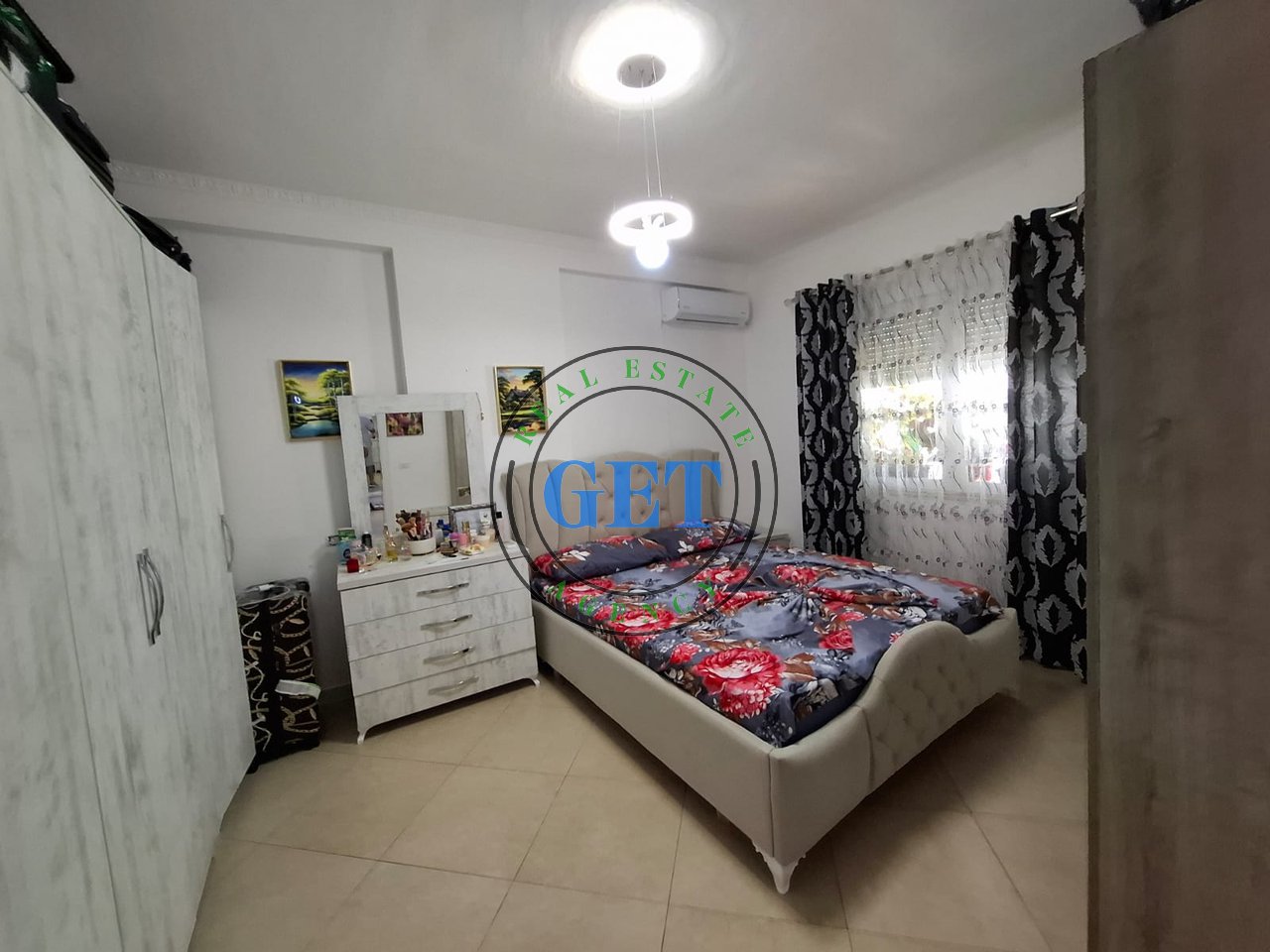 Shitet, Apartament 1+1 Mundesi Kthimi Ne 2+1 Ish Urt, Durres