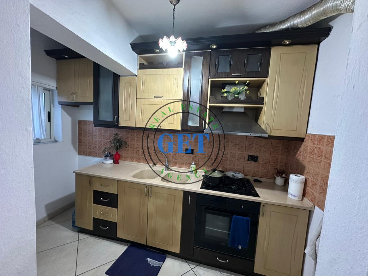 SHITET, APARTAMENT 2+1,RRUGA E PORTIT ,DURRES