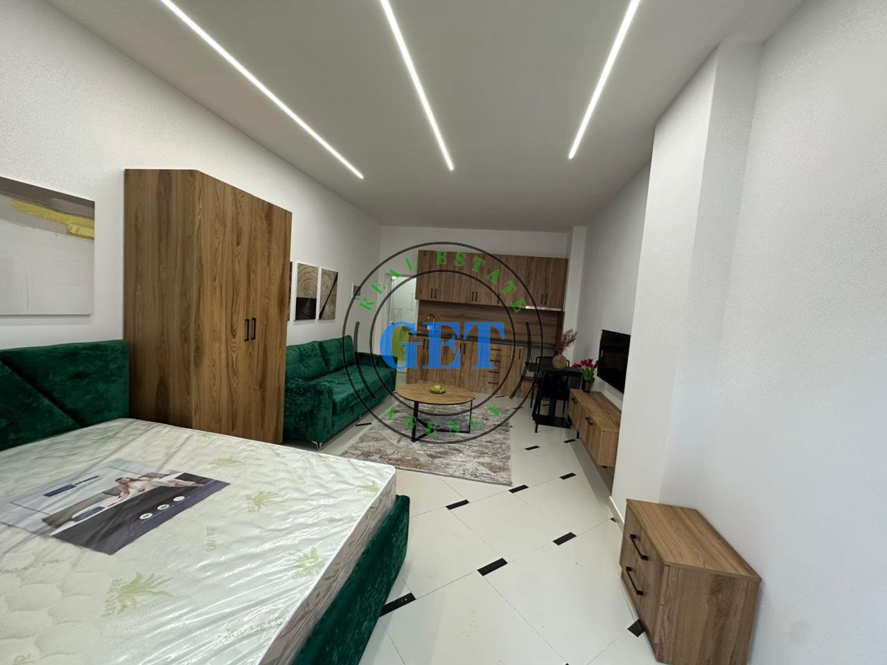 In vendita, monolocale, vicino alla scuola "Bajram Curri" Spiaggia di Durazzo!