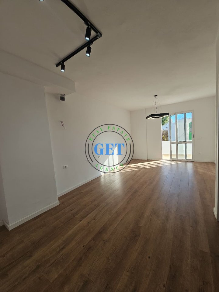 Shitet, Apartament 2+1, Te Spitali, Durres