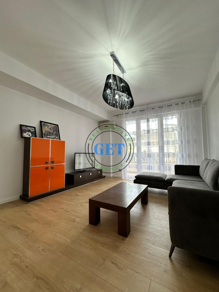 Shitet, Apartament 2+1,lagja 1 ,Vollga,Durrës.