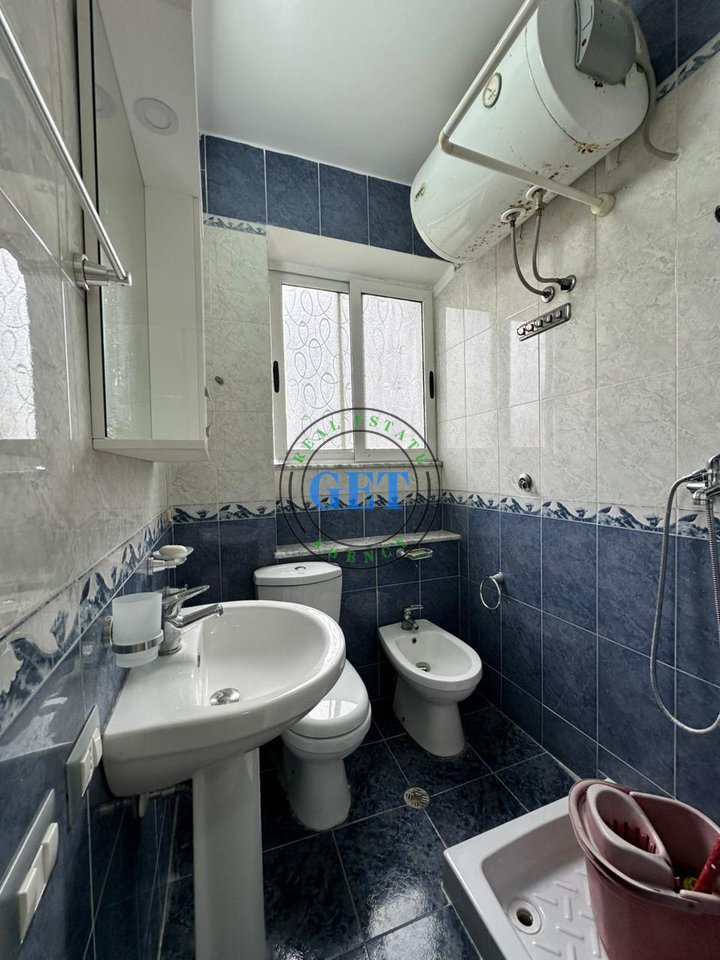 Shitet, Apartament 2+1,lagja 1 ,Vollga,Durrës.