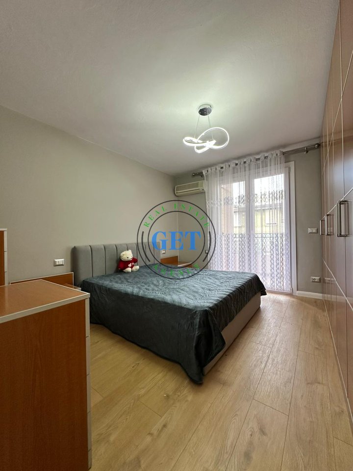 Shitet, Apartament 2+1,lagja 1 ,Vollga,Durrës.