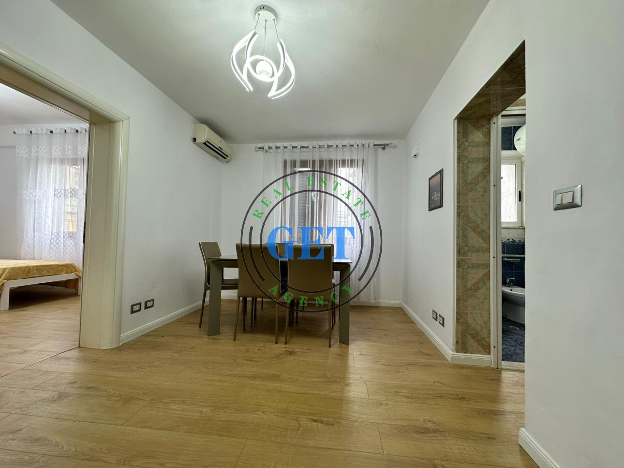 Shitet, Apartament 2+1,lagja 1 ,Vollga,Durrës.