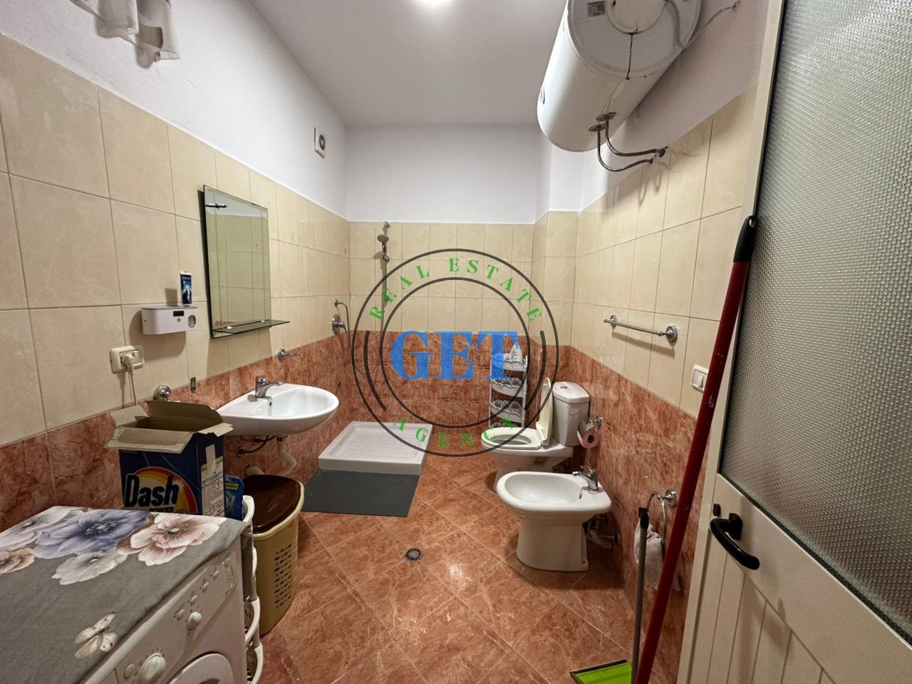 Qira, Apartament 1+1, Prane Poliklinikes, Durrës.