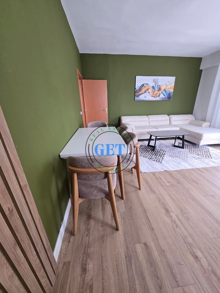 Shitet, Apartament 2+1, Plazh , Durres.