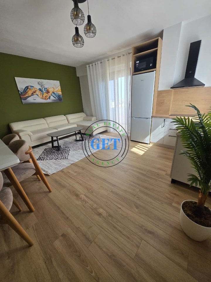 Shitet, Apartament 2+1, Plazh , Durres.