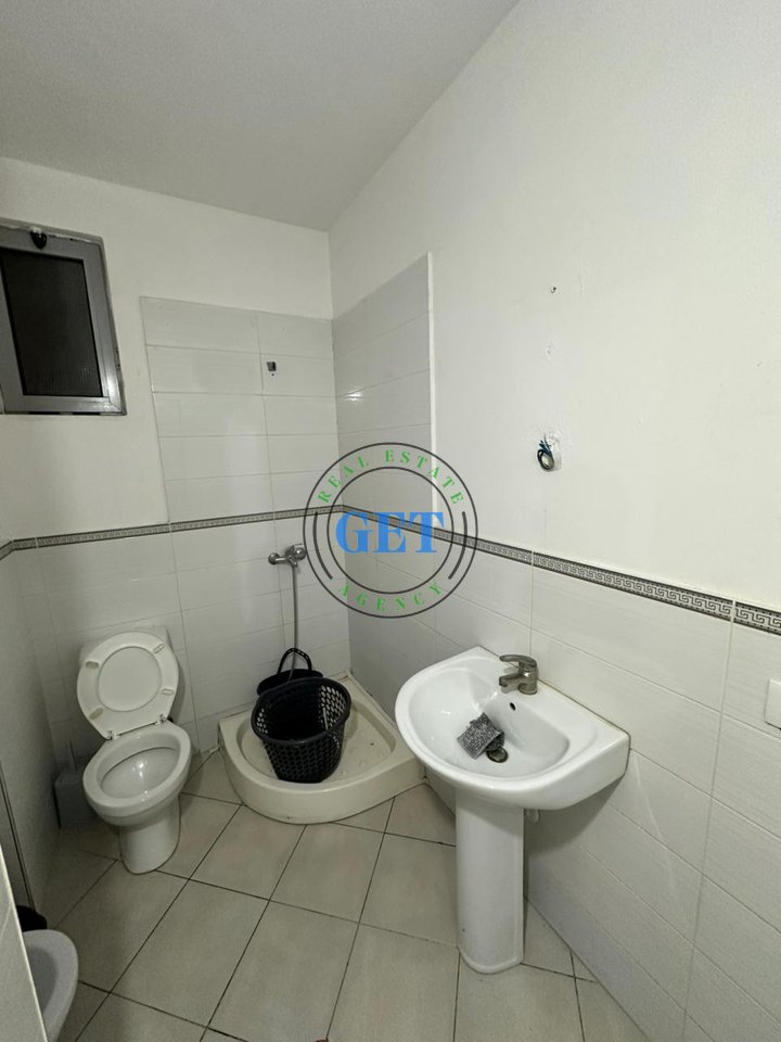 Qira, Apartament 2+1,lagjia 18, Durres!
