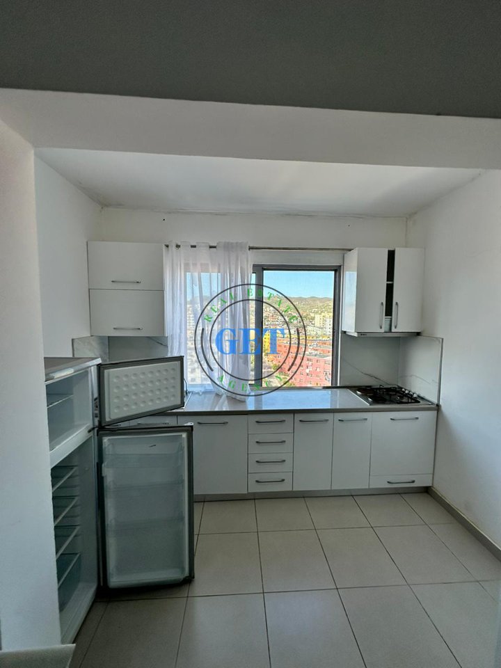 Qira, Apartament 2+1,lagjia 18, Durres!