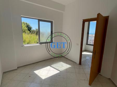 For sale, 1+1 Apartment with Sea View, Shkembi i Kavajes, Durres
