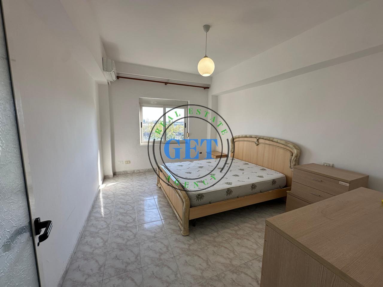 Qira, Apartament 1+1, Prane UKD, Durres.