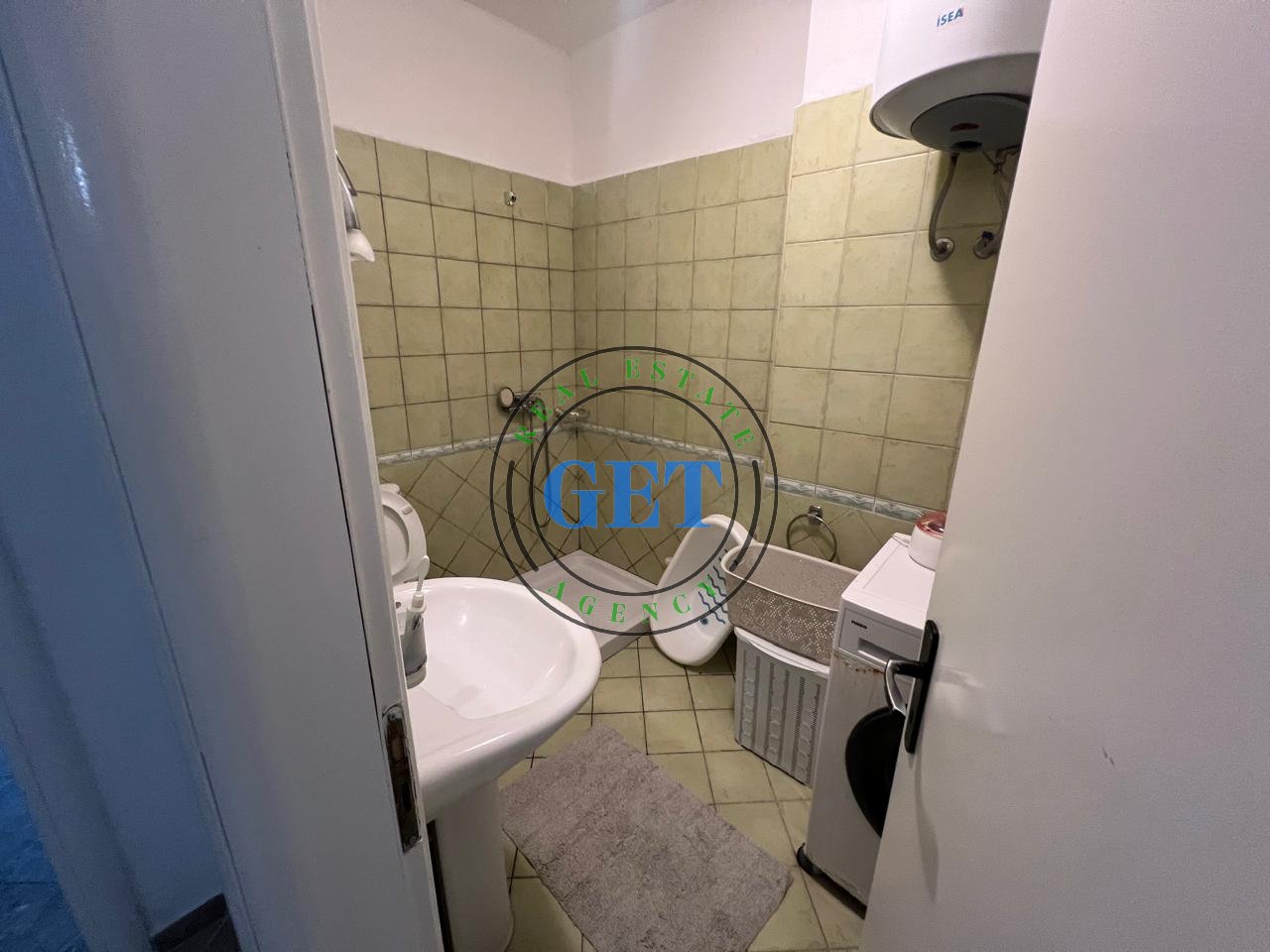 Shitet, Apartament 2+1+2 , Kompleksi Tocak – Durrës