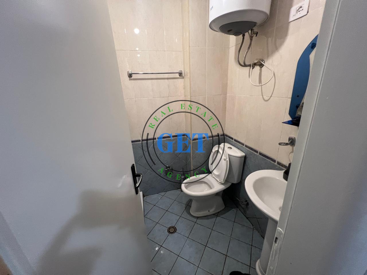Shitet, Apartament 2+1+2 , Kompleksi Tocak – Durrës