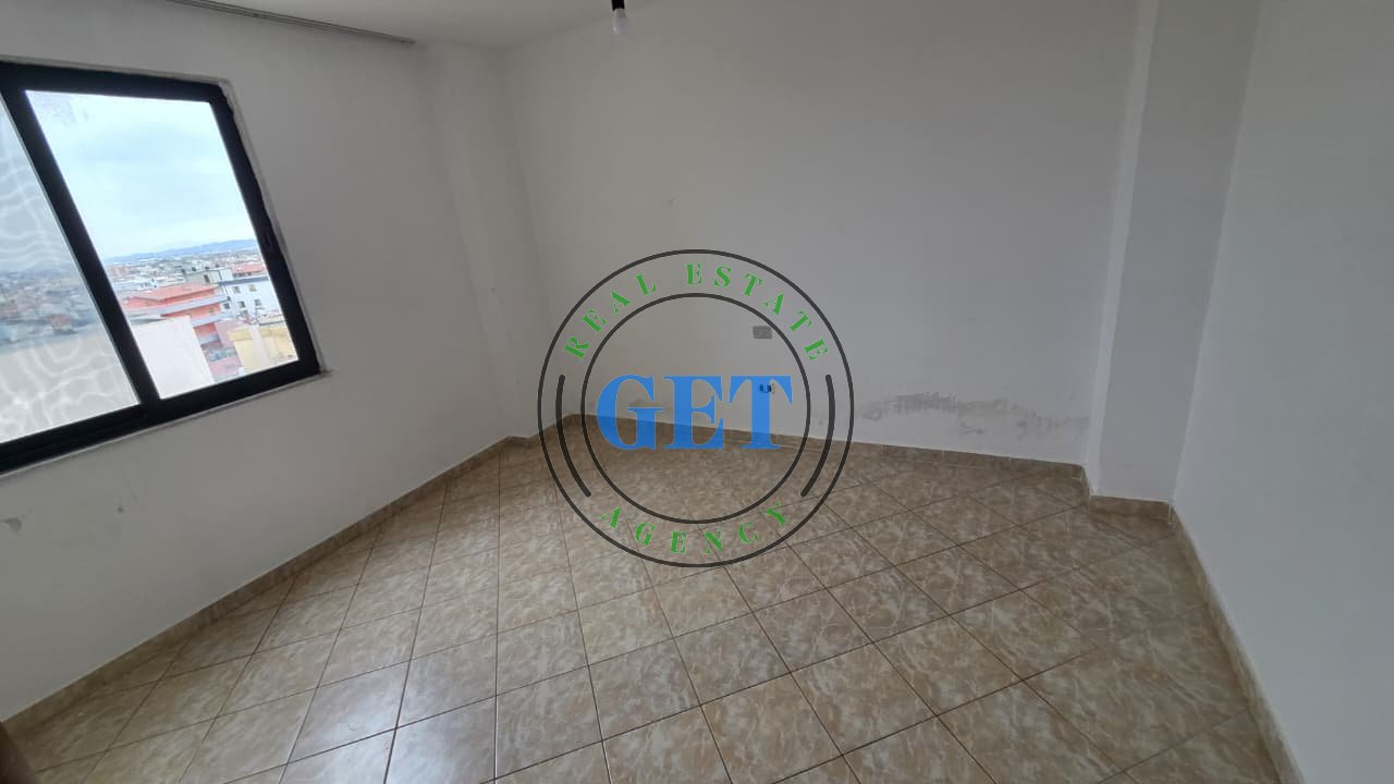 Qira, Apartament 2+1, lagjia 18, Durres