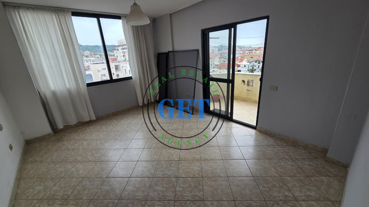 Qira, Apartament 2+1, lagjia 18, Durres