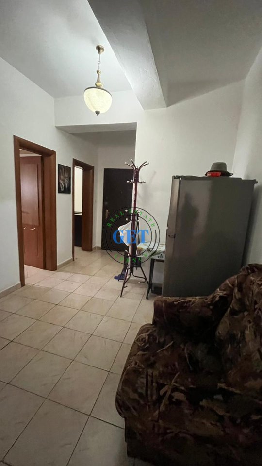 Jepet me Qira Apartament 2+1,Tek Stadiumi, Durrës