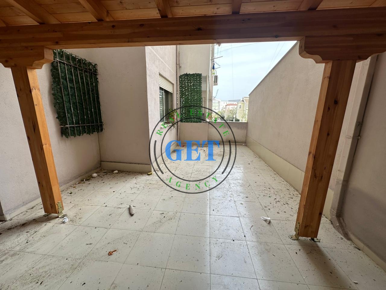 OKAZION, Appartamento 2+1+2 in Vendita, Ex URT, Durrës
